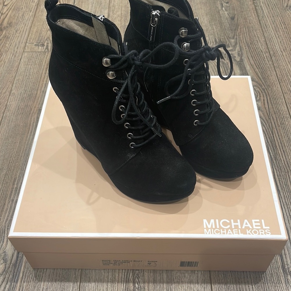 Michael Kors Jada ankle boot